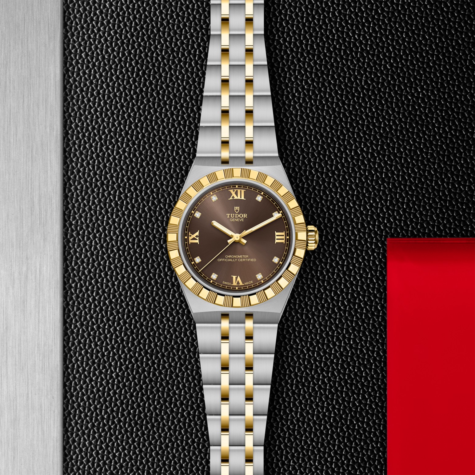 TUDOR TUDOR Royal Caja de acero inoxidable y oro amarillo de 30 mm, con acabado pulido y satinado - M2830A1A3-0001 en Pons 1845