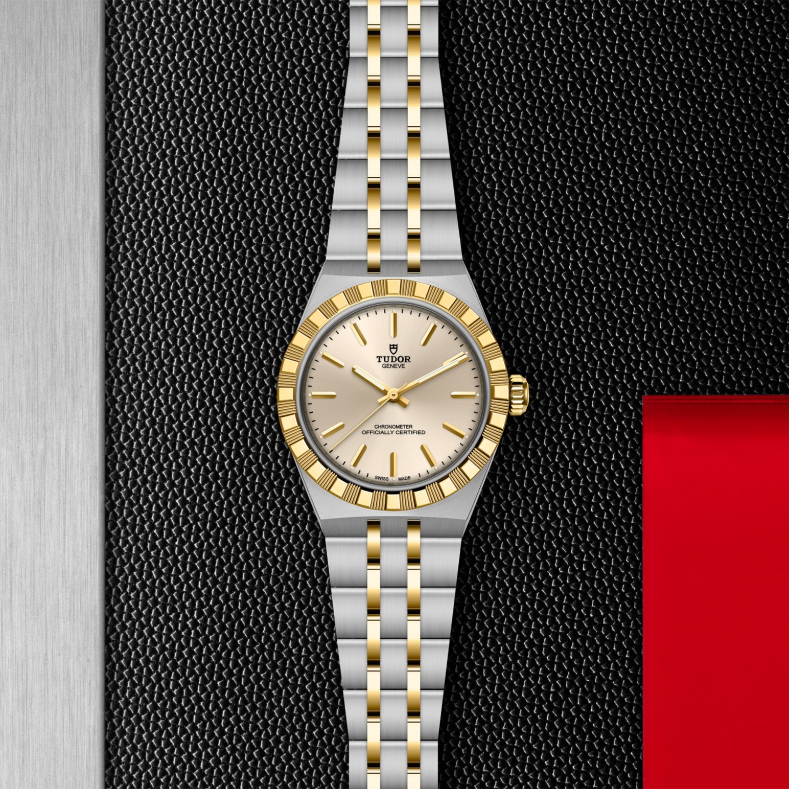 TUDOR TUDOR Royal 30mm stainless steel and yellow gold case, with polished and satin finish - M2830A1A3-0003 at Pons 1845