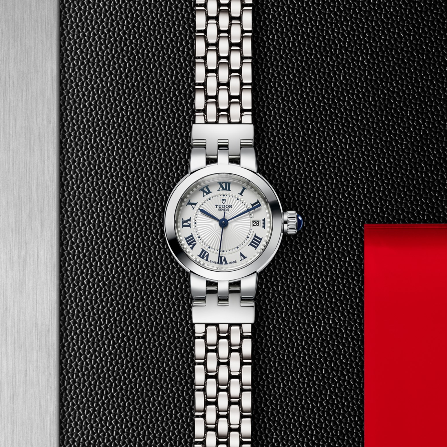 TUDOR Clair de Rose 26mm steel case with polished finish - M35200-0001 at Pons 1845