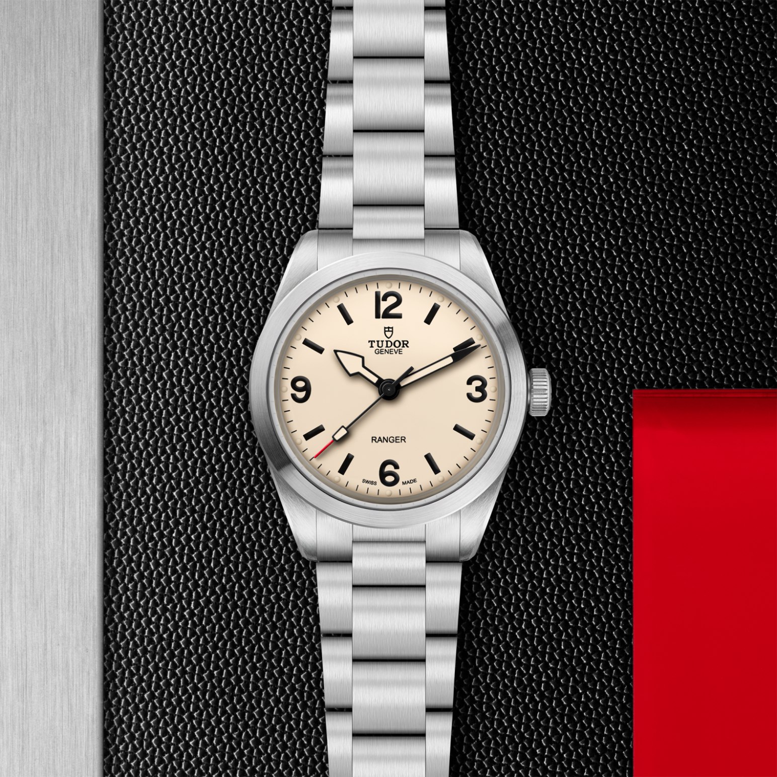 TUDOR Ranger Caja de acero de 39 mm, acabado satinado - M79950-0008 en Pons 1845