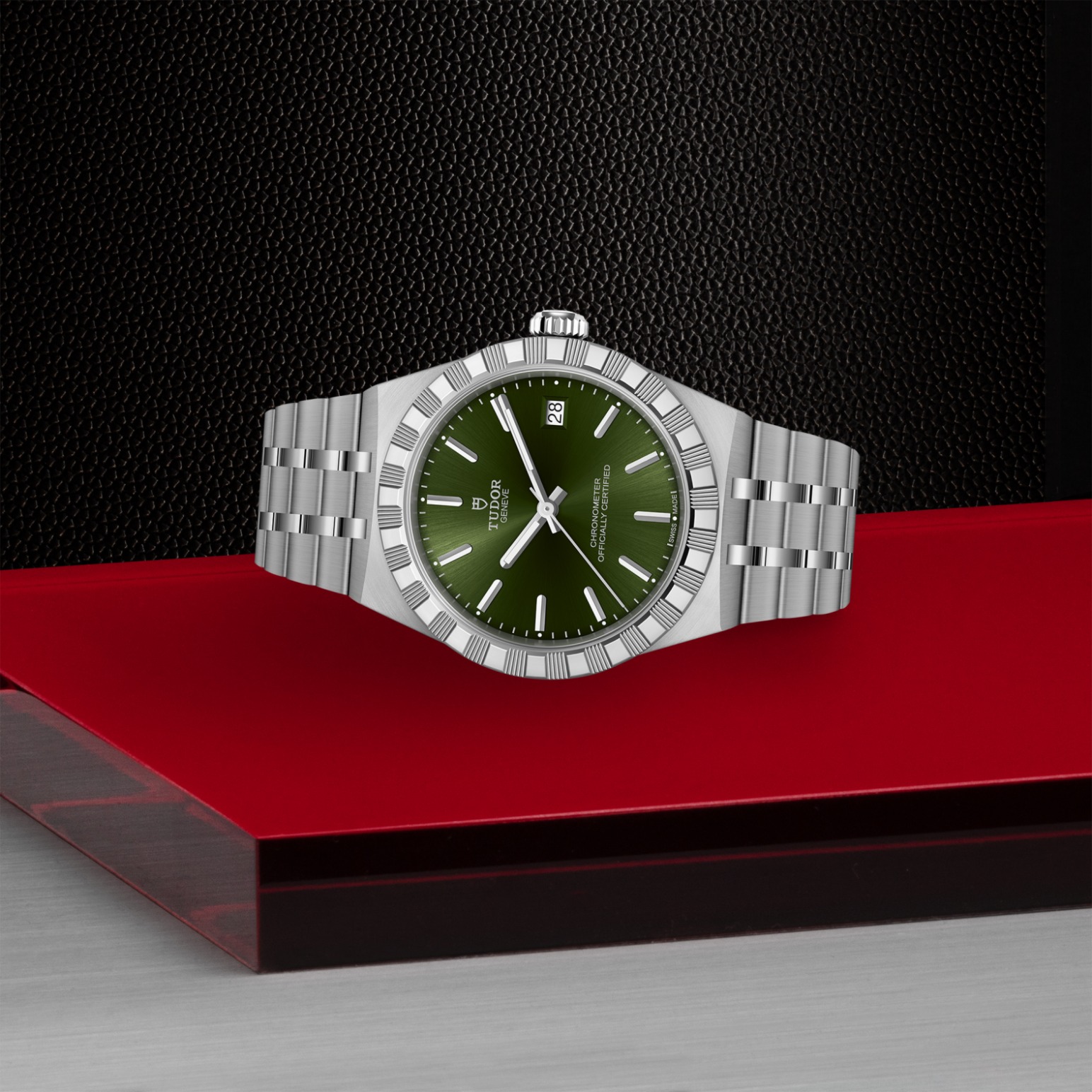 TUDOR TUDOR Royal Caja de 36 mm de acero inoxidable, acabado pulido y satinado - M2836C1A0-0103 en Pons 1845