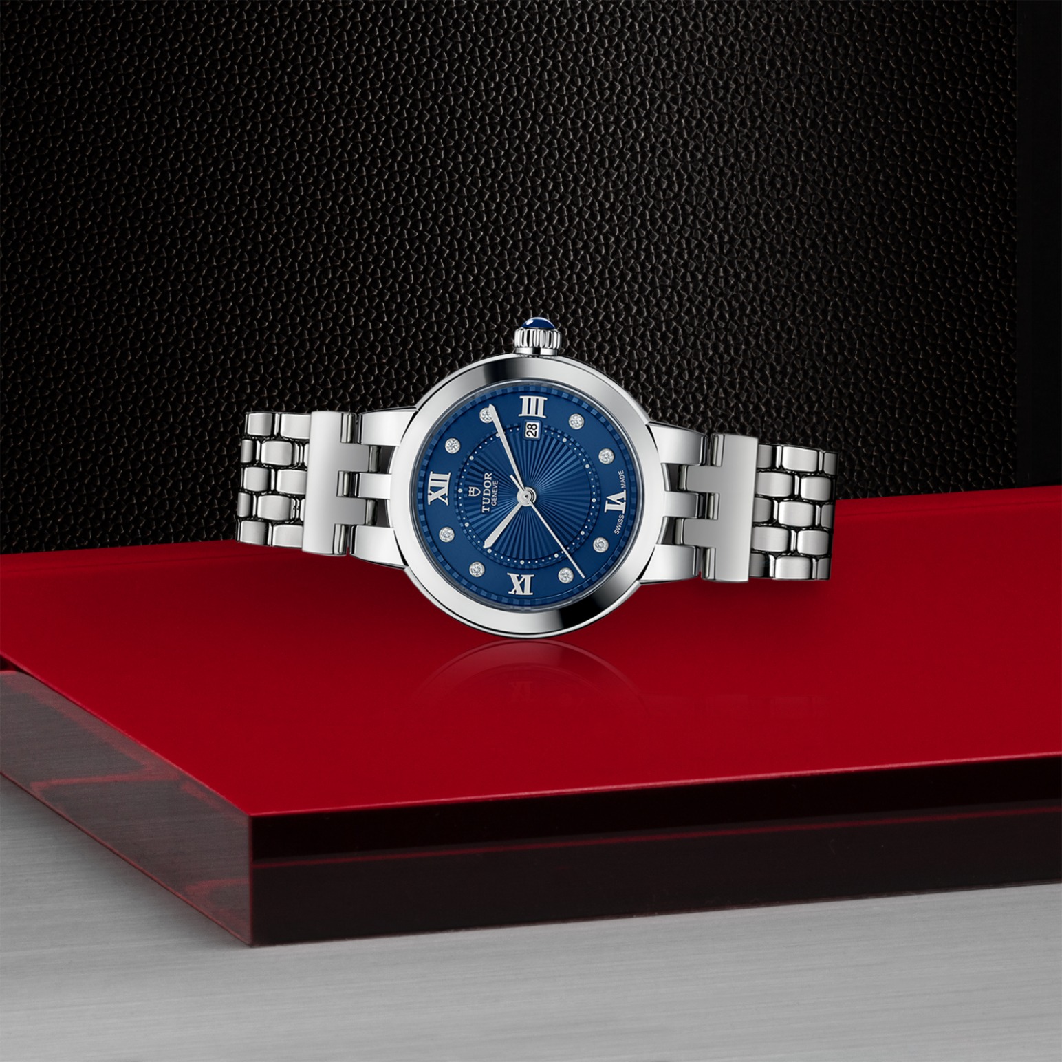 TUDOR Clair de Rose Caja de acero de 30 mm, acabado pulido-  M35500-0010 en Pons 1845