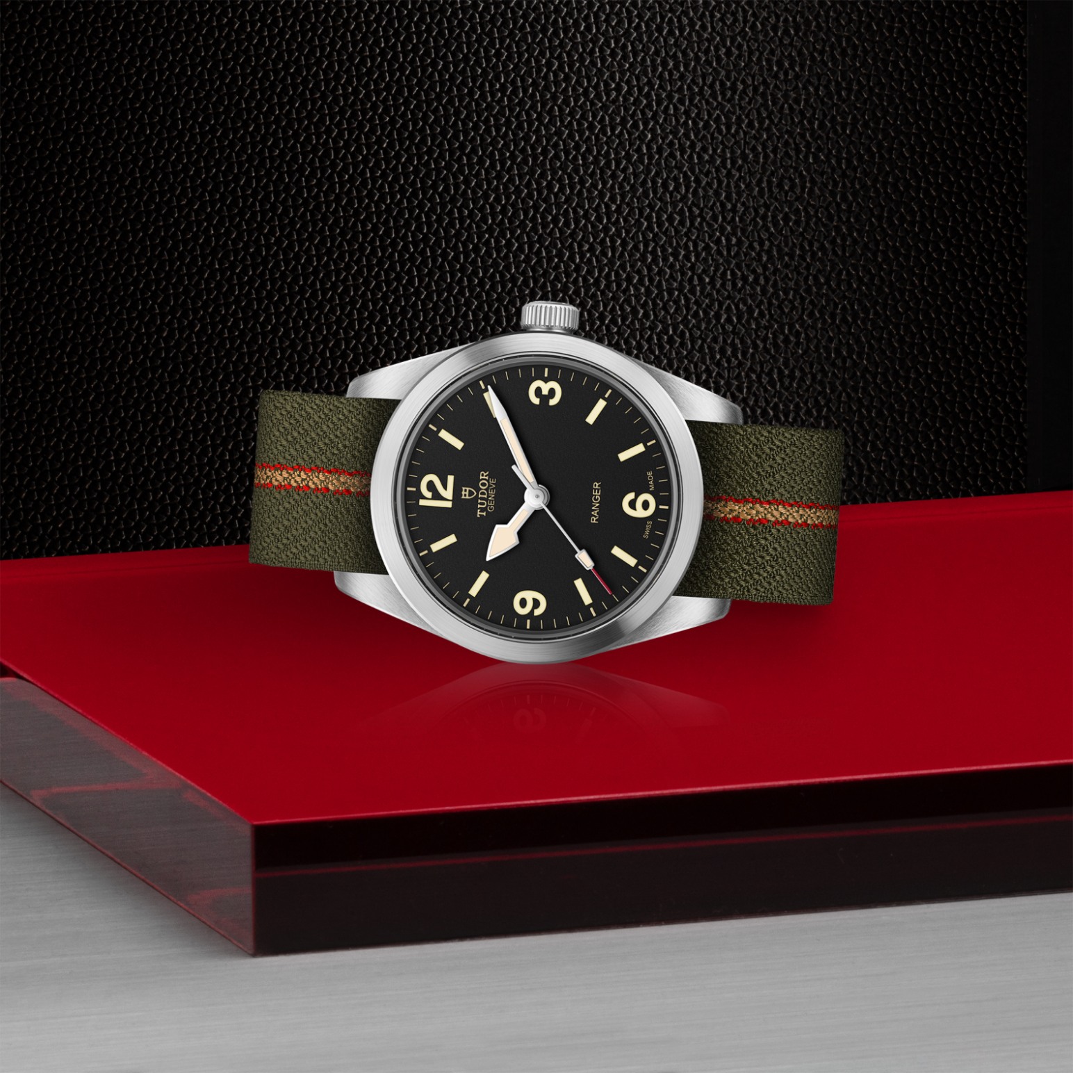 TUDOR Ranger Caja de acero de 36 mm, acabado satinado - M79930-0003 en Pons 1845