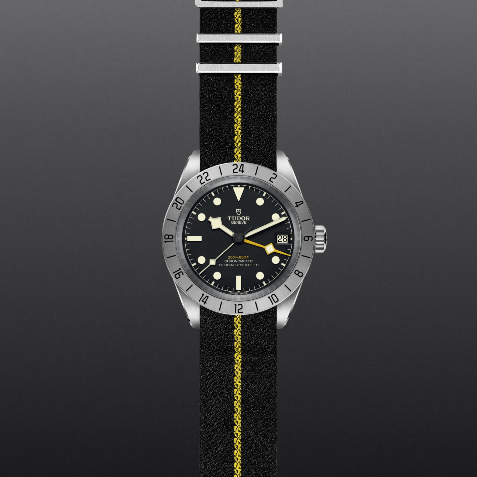 TUDOR Black Bay Pro 39mm steel case with polished and satin finish - M79470-0002 at Pons 1845