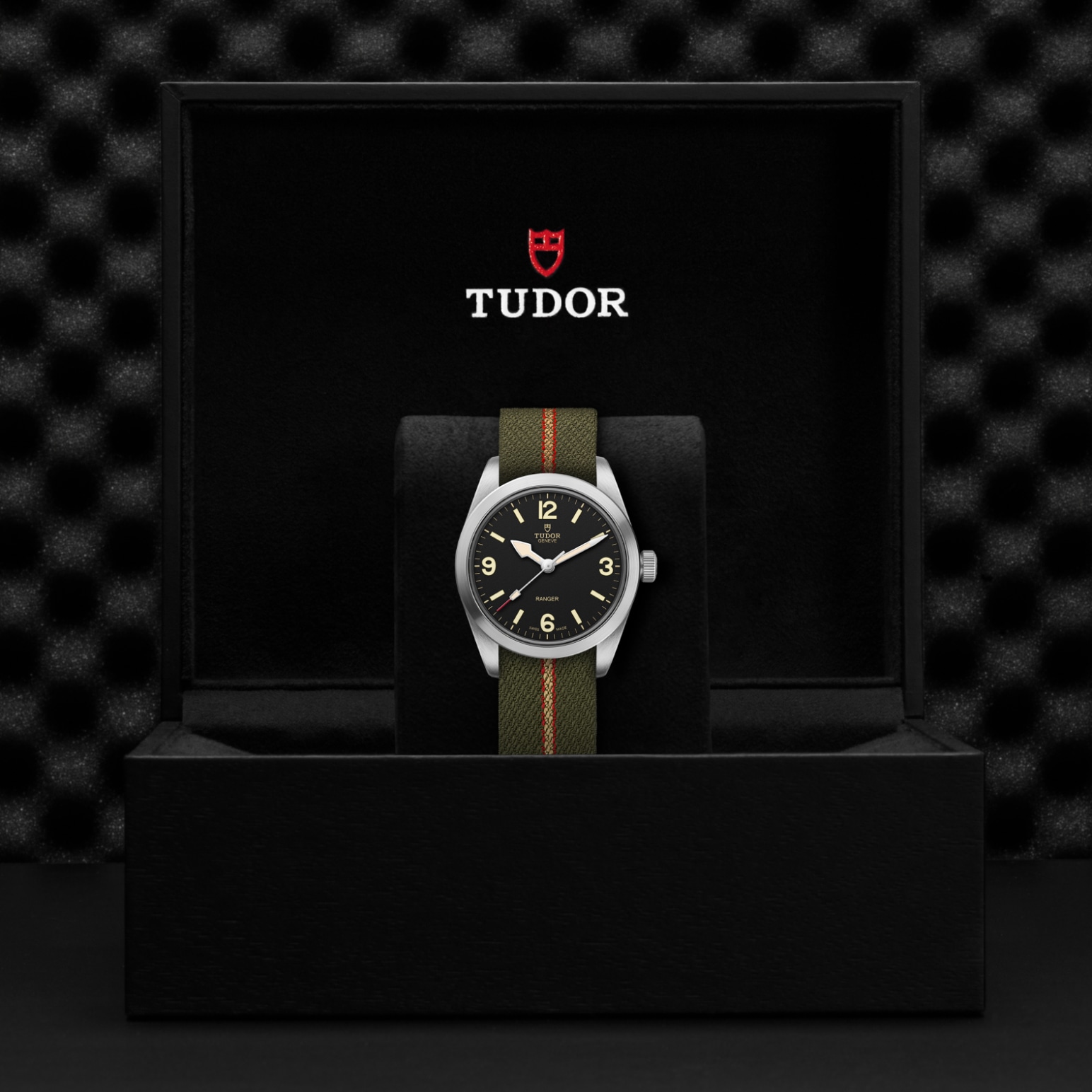 TUDOR Ranger Caja de acero de 36 mm, acabado satinado - M79930-0003 en Pons 1845