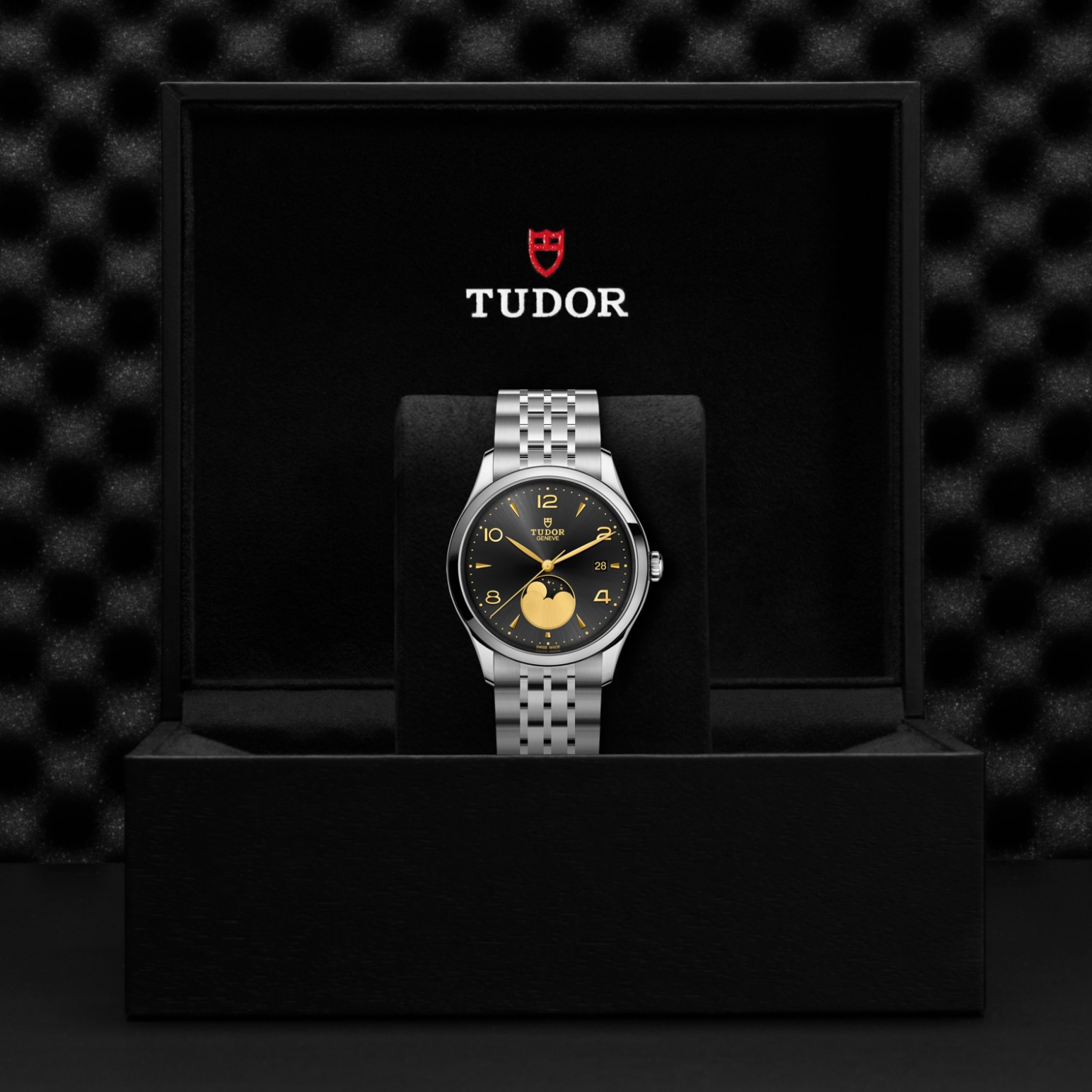 TUDOR TUDOR 1926 Luna 39mm steel case with polished finish - M91560-0003 at Pons 1845